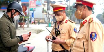 Bộ Công an đề xuất 4 trường hợp CSGT được dừng xe