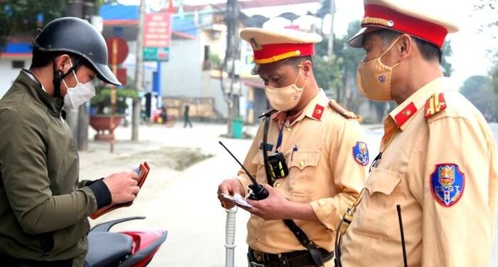Bộ Công an đề xuất 4 trường hợp CSGT được dừng xe