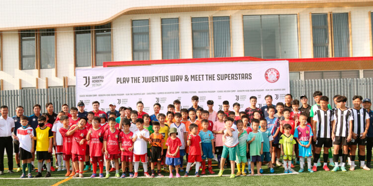 Trải nghiệm Phong cách Bóng đá Juventus và giao lưu với các ngôi sao của đội TPHCM