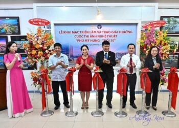 Sức hút từ Cuộc thi và Triển lãm Ảnh nghệ thuật “Phú Mỹ Hưng – tuổi 30”