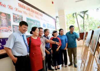 TP.HCM: Trao giải Cuộc thi sáng tác ảnh nghệ thuật “Nhà Bè xưa và nay – Vươn tới tương lai” năm 2022