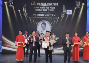 CTY CP TRUYỀN THÔNG&CÔNG NGHỆ XANH QHD VINH DỰ ĐƯỢC VIỆN IMRIC, VIỆN IRLPIE VINH DANH “DOANH NGHIỆP TIÊN PHONG HỘI NHẬP QUỐC TẾ”