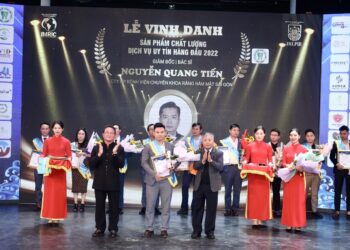 ThS. BS. Nguyễn Quang Tiến – CEO BV RHM SG vinh dự được Viện IMRIC, Viện IRLPIE vinh danh “Doanh nhân tài năng hội nhập quốc tế” lần I 2022