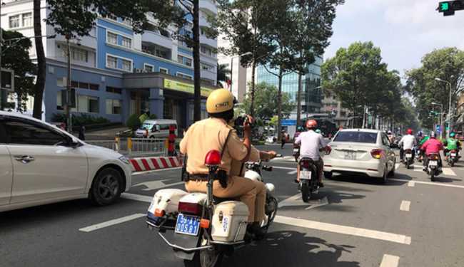 TS. Hồ Minh Sơn – Chủ tịch HĐQL Viện IRLPIE, Viện trưởng Viện IMRIC: Người tham gia giao thông phải nghiêm túc tuân thủ Luật Giao thông đường bộ – Hưởng một mùa xuân trọn vẹn, văn minh