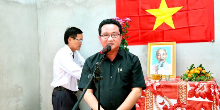TS. Hồ Minh Sơn – Chủ tịch HĐQL Viện IRLPIE, Viện trưởng Viện IMRIC: Doanh nghiệp cần xây dựng một chiến lược chuyển đổi số – Đừng vướng ‘bẫy’ trong hành trình chuyển đổi số