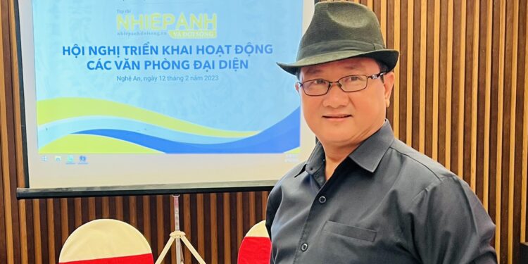 TS. NB-LG Hồ Minh Sơn tham luận tại Hội nghị triển khai công tác năm 2023 của Tạp chí Nhiếp ảnh và Đời sống