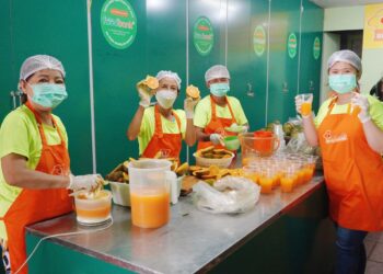 ĐONG ĐẦY CẢM XÚC VỚI CHƯƠNG TRÌNH TIÊU THỤ CAM SÀNH CHÍN CÂY – HỖ TRỢ NÔNG DÂN