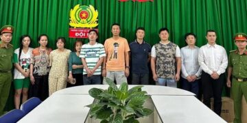 Nhà hàng Hàn Quốc có tiếp viên nữ chuyên chiều khách ‘tới bến’ ở quận 7