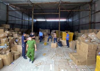 Cần hoàn thiện khung pháp lý để quản lý thuốc lá thế hệ mới