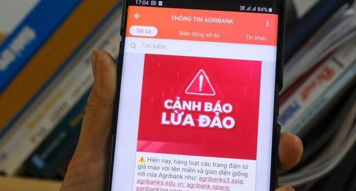 Chiêu thức lừa đảo ngân hàng tinh vi mới xuất hiện, ai cũng cần cảnh giác