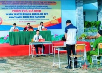 Phiên tòa giả – bài học thật