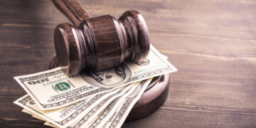 Ông Hồ Minh Sơn – Chủ tịch HĐQL Viện IRLIE, Giám đốc Trung tâm tư vấn pháp luật Toàn Tâm: Hành vi bùng nợ có thể được khép vào hành vi hình sự