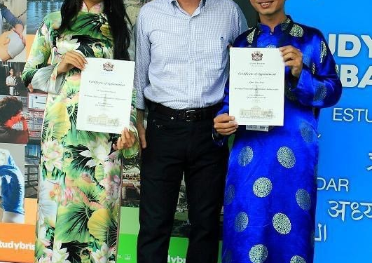 Thanh niên Bình Phước hào hứng mang văn hóa Việt ra với thế giới