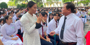 Vị Thẩm phán đam mê tuyên truyền pháp luật