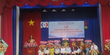 Trường Cao đẳng Cộng đồng Cà Mau khai giảng năm học mới 2023-2024 và Lễ Kỷ niệm 41 năm Ngày Nhà giáo Việt Nam (20/11/1982-20/11/2023)