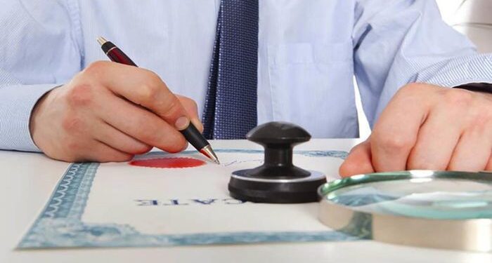 Bộ Tư pháp ‘vạch’ vi phạm nghiêm trọng tại một Văn phòng công chứng