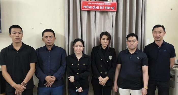 Triệt phá đường dây có 200 ‘chân dài tiếp khách’, núp bóng dưới hình thức nhà hàng ăn uống