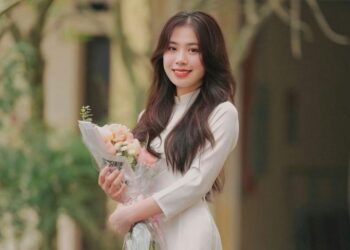 Nghị lực vươn lên của nữ sinh trường Luật