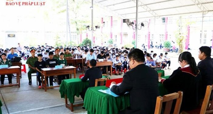 VKSND huyện Cai Lậy phối hợp tổ chức phiên tòa giả định tuyên truyền pháp luật