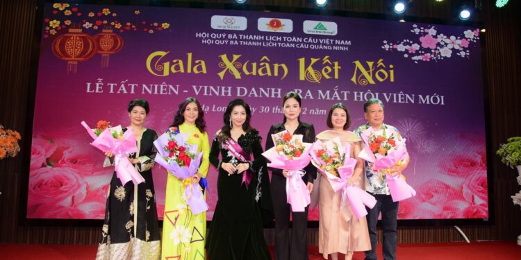 Hội Quý bà Thanh lịch Việt Nam Toàn Cầu tỉnh Quảng Ninh tổ chức tổng kết hoạt động công tác hội và kết nạp hội viên mới