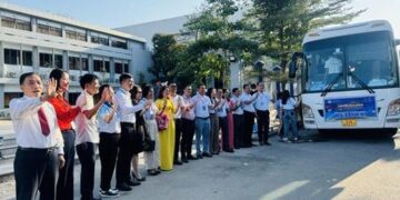 Tết Giáp Thìn 2024: Những chuyến xe ân tình khiến đường vềnhà gần hơn