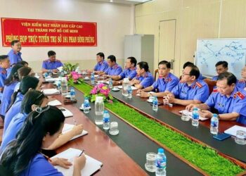 Viện trưởng Viện cấp cao 3 làm việc với Viện thực hành quyền công tố và kiểm sát xét xử án hình sự