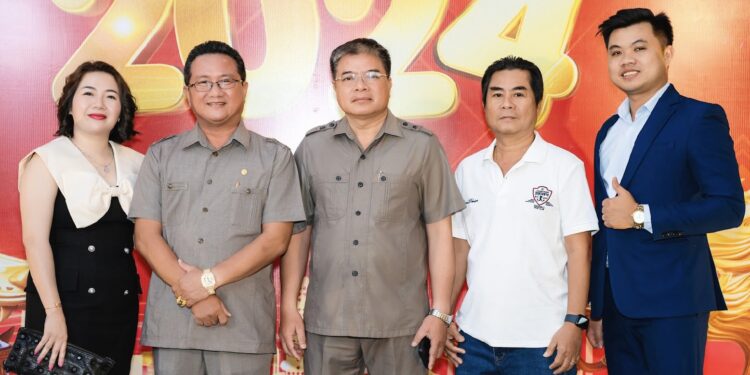 Công ty TNHH Đất Gốc Khánh Hoà đón nhận biểu dương, khen thưởng của Viện Nghiên cứu Chính sách pháp luật&Kinh tế hội nhập (IRLIE)