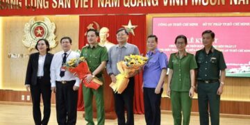 Công an và Sở Tư pháp TP.HCM ký kết chương trình trực trợgiúp pháp lý trong điều tra hình sự