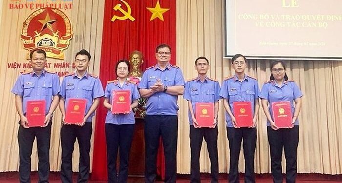 VKSND tỉnh Tiền Giang trao quyết định về công tác cán bộ