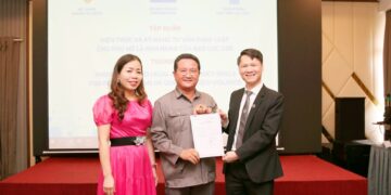 Cục Bổ trợ tư pháp (Bộ Tư pháp): Tổ chức Lễ bế mạc khóa tập huấn nâng cao kiến thức và kỹ năng tư vấn pháp luật cho phụ nữ là nạn nhân của bạo lực giới