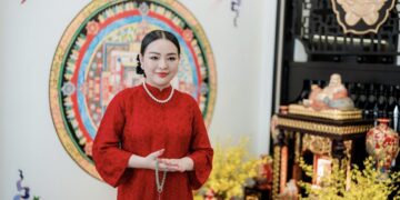 Cô Ngân Tatu: Thương hiệu chân mày phong thủy vận tài siêu hot