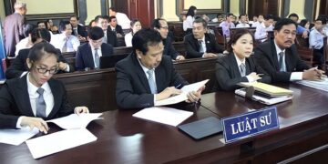 VỀ ĐỀ XUẤT CHỨNG CHỈ HÀNH NGHỀ LUẬT SƯ CÓ THỜI HẠN: Luật sư giỏi hay dở, hãy để cho khách hàng, xã hội đánh giá!