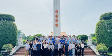 Học viện Tư pháp: Phát huy đạo lý “uống nước nhớ nguồn”, “đền ơn đáp nghĩa” kỷ niệm 77 năm ngày thương binh – liệt sĩ