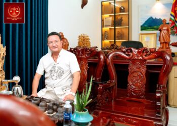 Luật gia Hồ Minh Sơn – Giám đốc Trung tâm TTLCC, Tạp chí Nhiếp ảnh và Đời sống nhận lời làm Giám khảo cuộc thi Hoa hậu Doanh nhân Hoàn Vũ 2024