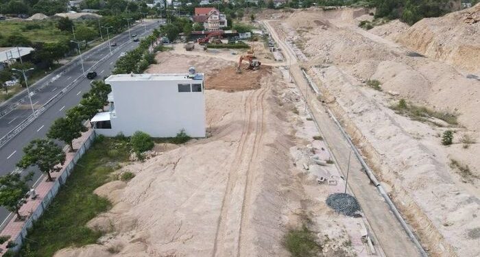 Có tiếp tục xét xử khi đối tượng khởi kiện ban đầu đã bị thay đổi?