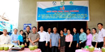 Viện IMRIC – Viện IRLIE phối hợp Tạp chí Doanh nghiệp và Trang trại Việt Nam: Bàn giao nhà tình nghĩa cho hộ nghèo tại xã Tam Phước (Châu Thành – Bến Tre)