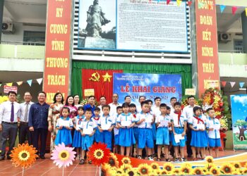 Bệnh viện Răng Hàm Mặt Sài Gòn trao học bổng cho học sinh nghèo hiếu học tại huyện Tân Phú (Đồng Nai)