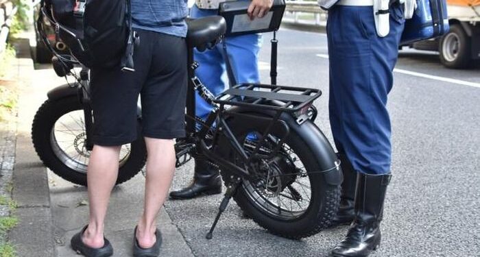 Nhật Bản siết chặt các chế tài đối với người đi xe đạp vi phạm Luật giao thông