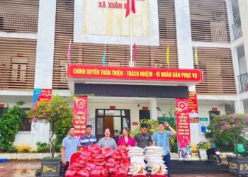 Tiếp tục góp yêu thương gửi đồng bào vùng bão lũ Hà Nội