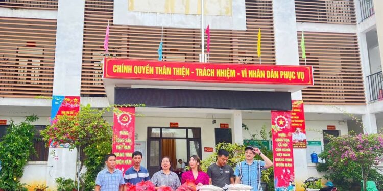 Tiếp tục góp yêu thương gửi đồng bào vùng bão lũ Hà Nội
