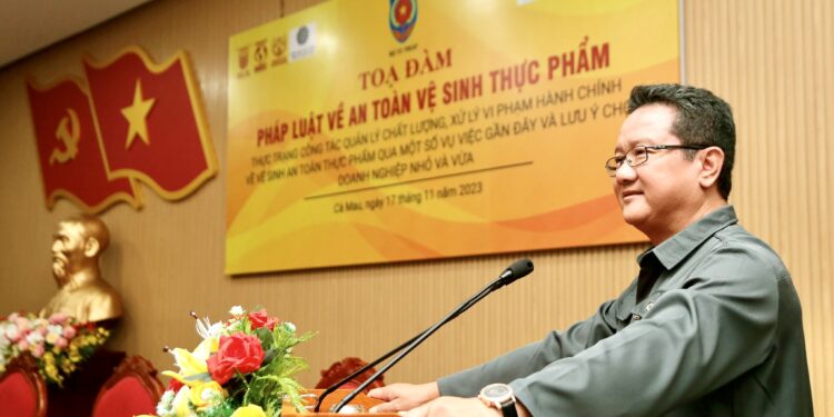 Ông Hồ Minh Sơn: Chuyên mục hỏi – đáp phụ nữ chỉ ở nhà nội trợ, có giành được quyền nuôi con khi ly hôn – Quyền và nghĩa vụ của người quản lý di sản thừa kế?