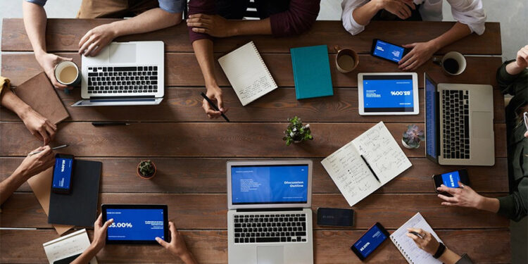 Bà Hồ Thị Thanh Tuyền – Viện trưởng Viện Nghiên cứu Chính sách pháp luật&Kinh tế hội nhập: Một số ngành nghề doanh nghiệp cần tuyển ứng viên, nhưng ít trường đào tạo