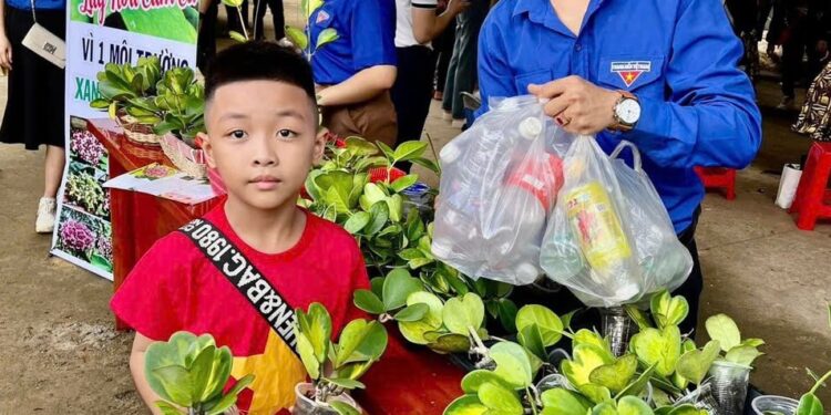 Hành trình khởi nghiệp xanh với loài hoa độc lạ của chàng trai 9x