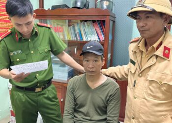 Bình Định: CSGT nhanh chóng bắt đối tượng bỏ trốn khỏi nơi giam giữ