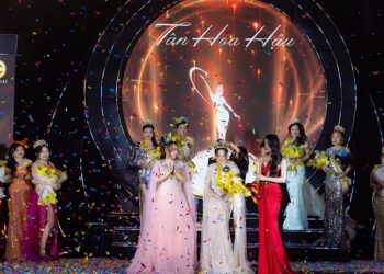 Chủ nhân vương miện Hoa hậu Calgary Doanh nhân Việt Nam Toàn cầu 2024 gọi tên Hồ Thị Tuyết Mai