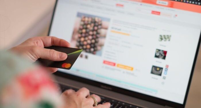 Luật thương mại điện tử sẽ mở cơ hội lớn cho doanh nghiệp nhỏ?