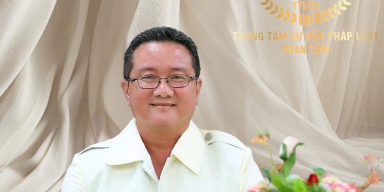 Ông Hồ Minh Sơn – GĐ Trung tâm tư vấn pháp luật Toàn Tâm: Phân tích pháp luật thực định quy định về trình tự, thủ tục sa thải người lao động, mạo nhận phóng viên, lừa đảo chạy án