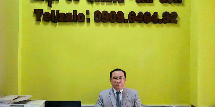 Bi và hài sau ly rượu Tết