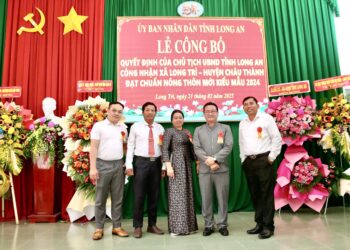 Lễ công bố xã Long Trì đạt chuẩn nông thôn mới kiểu mẫu