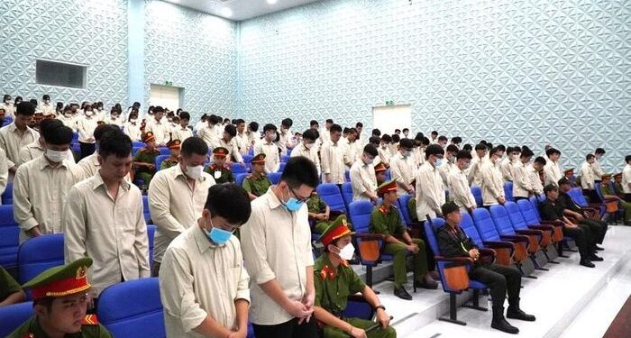 Phúc thẩm hơn 100 bị cáo trong vụ đòi nợ thuê núp bóng công ty luật